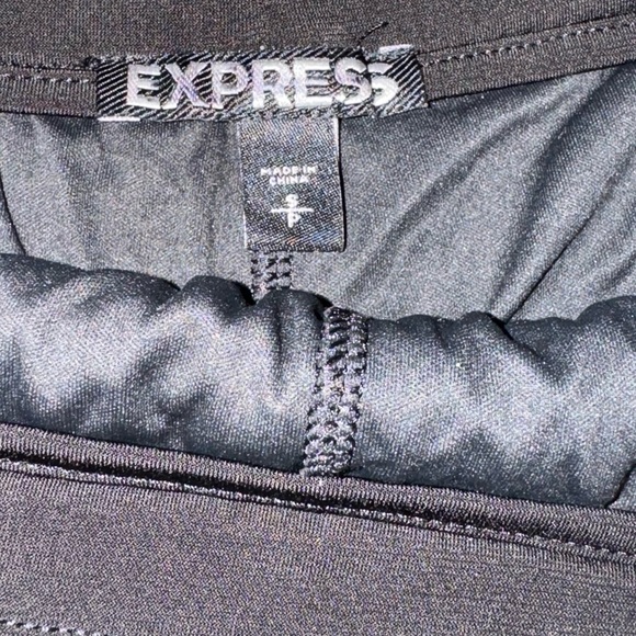 Express sequin shorts - Picture 8 of 8